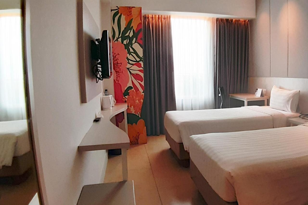 พาร์ค โฮเต็ล จาวัง จาร์กาตา Hotel จาการ์ตา ภายนอก รูปภาพ