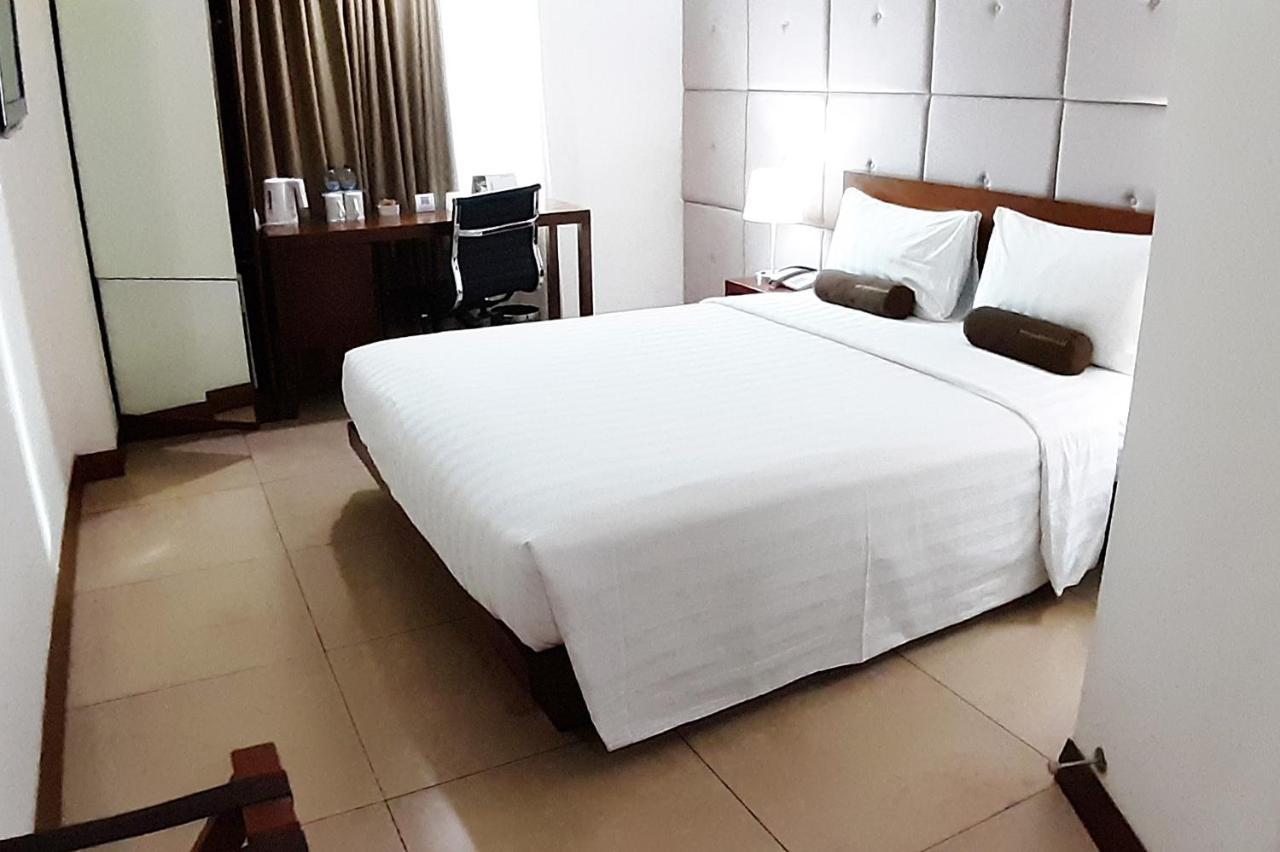 พาร์ค โฮเต็ล จาวัง จาร์กาตา Hotel จาการ์ตา ภายนอก รูปภาพ