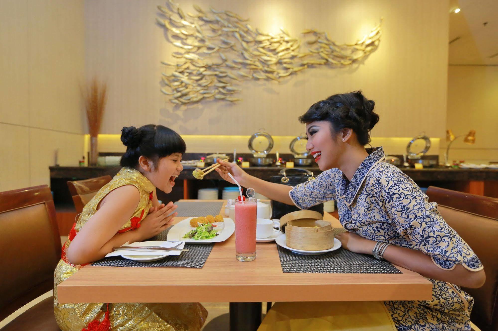 พาร์ค โฮเต็ล จาวัง จาร์กาตา Hotel จาการ์ตา ภายนอก รูปภาพ