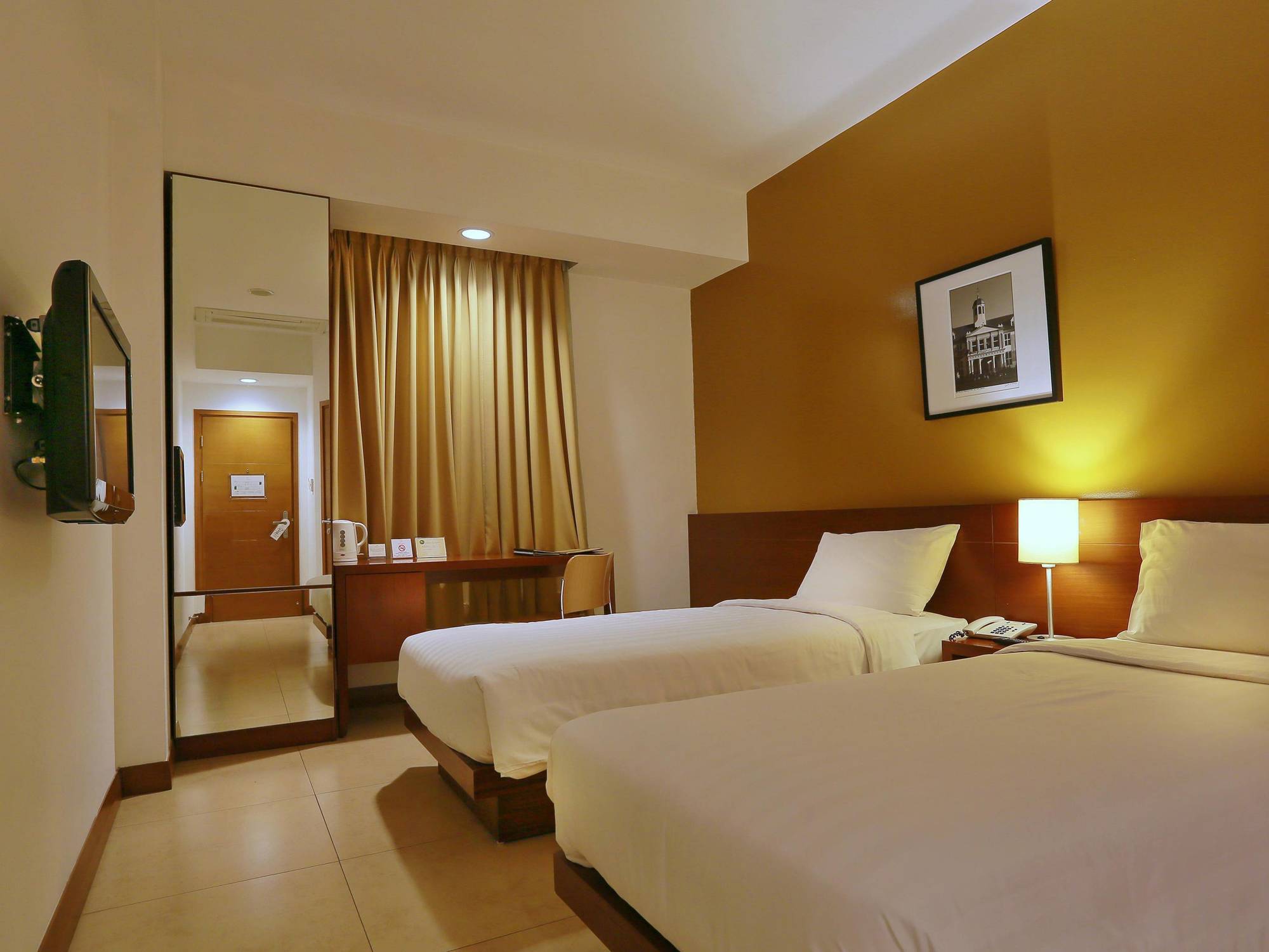 พาร์ค โฮเต็ล จาวัง จาร์กาตา Hotel จาการ์ตา ภายนอก รูปภาพ