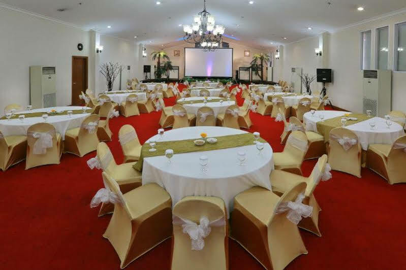 พาร์ค โฮเต็ล จาวัง จาร์กาตา Hotel จาการ์ตา ภายนอก รูปภาพ